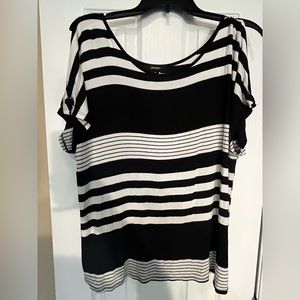 Black and white striped cold shoulder top size XL